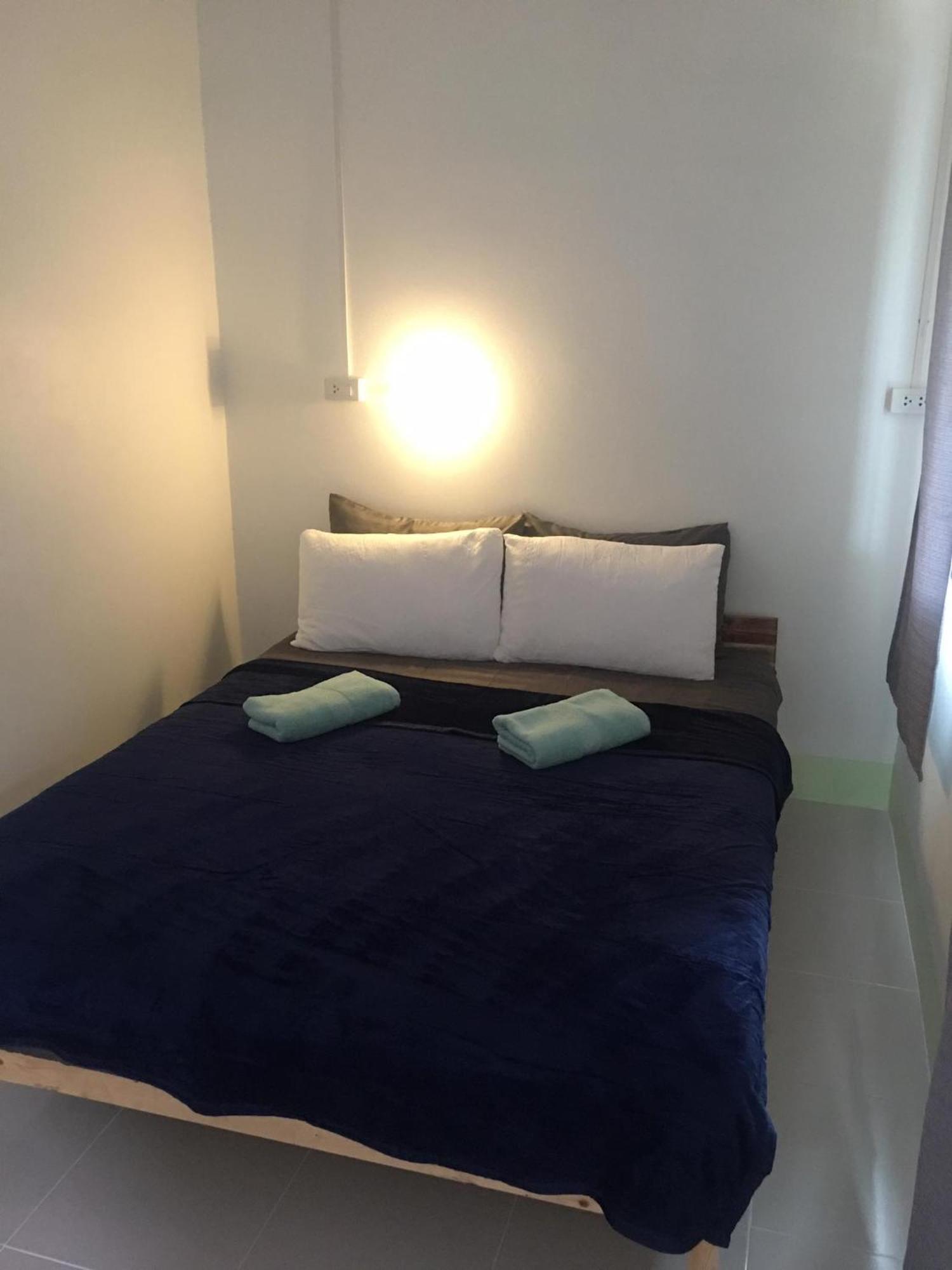 World Citizen Guesthouse Баан Тай Экстерьер фото
